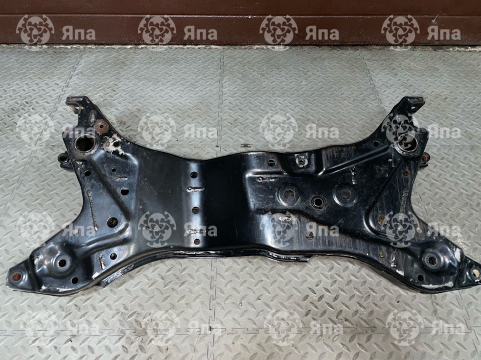 Подрамник Мицубиси Аутлендер XL