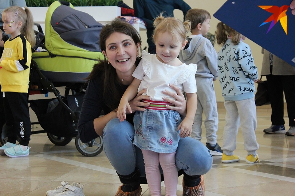     Также поддержка продолжается уже после рождения ребенка. Дарья ЦЕБРИК