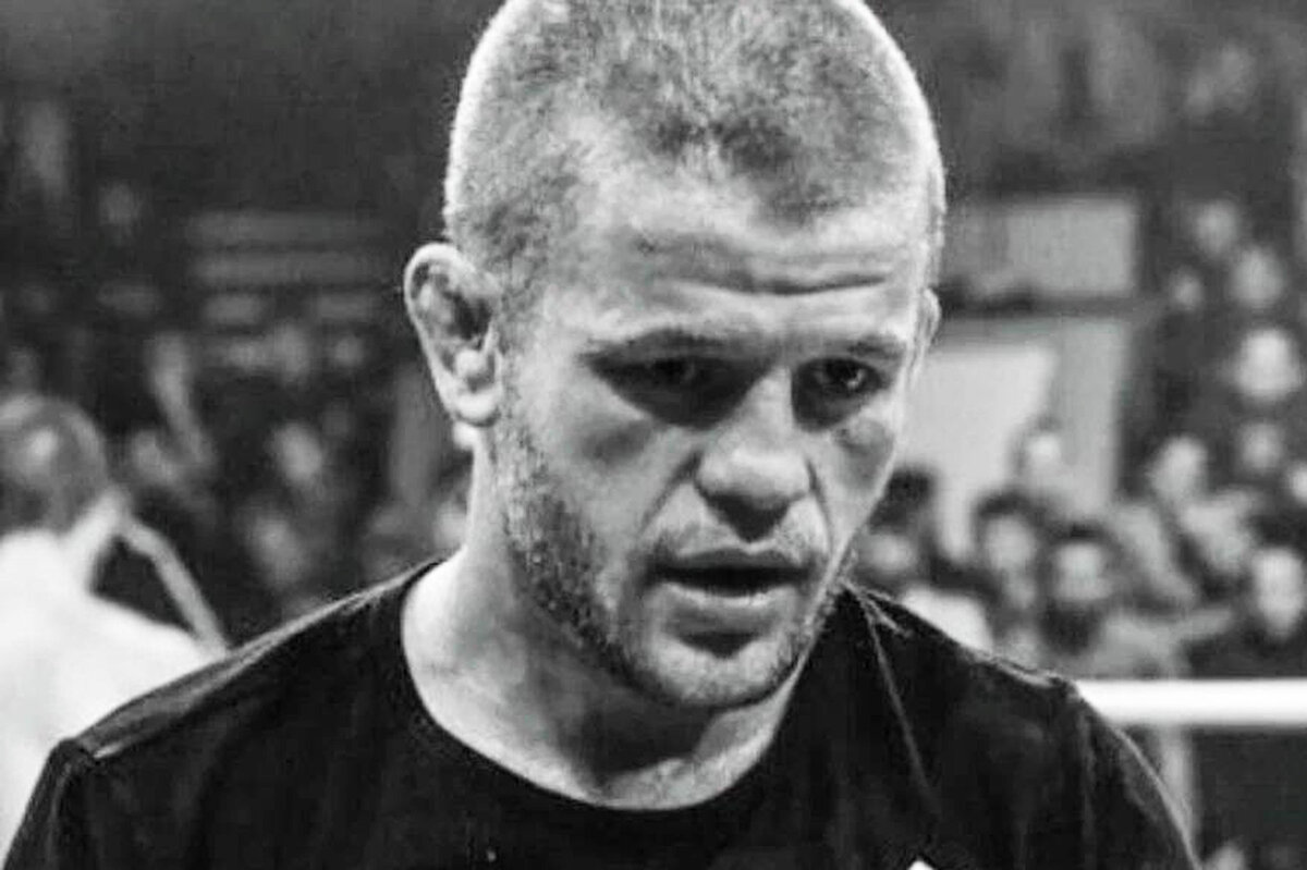     Смертельное отравление арбузом: 33-летний боец ММА Александр Писарев внезапно скончался