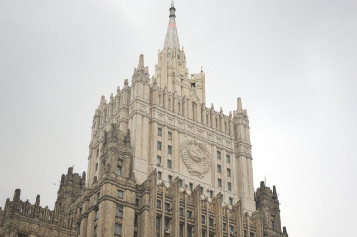    Британия обучает в Очакове украинских подводных диверсантов — МИД РФ