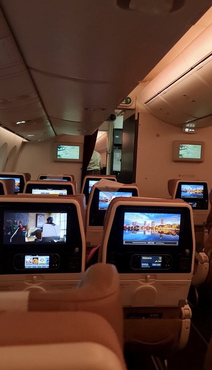 Салон самолёта Dreamliner 