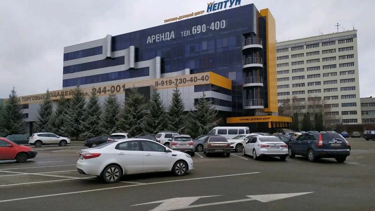     Торговый центр «Нептун» требует с Елены Петроченковой более 1 млн рублей долга за обслуживание помещений, следует из материалов арбитражного дела.