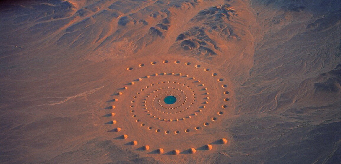 Арт-объект Дыхание пустыни в окрестностях Эль-Гуны