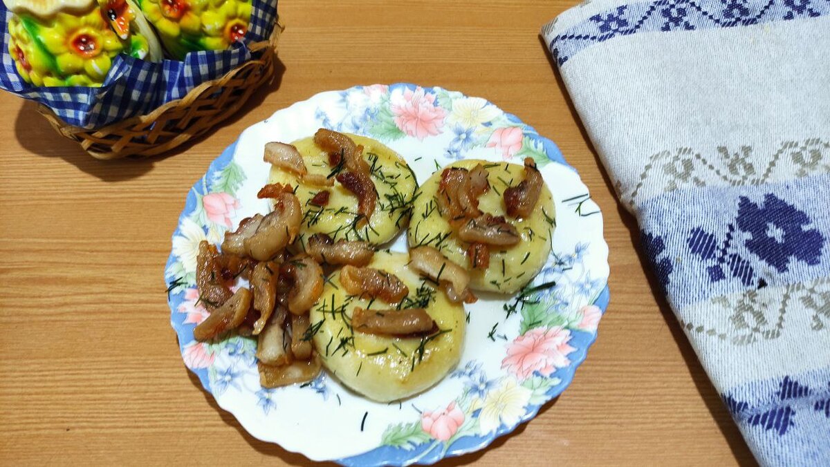 Белорусская кухня, фаршированные картофельные клецки с беконом