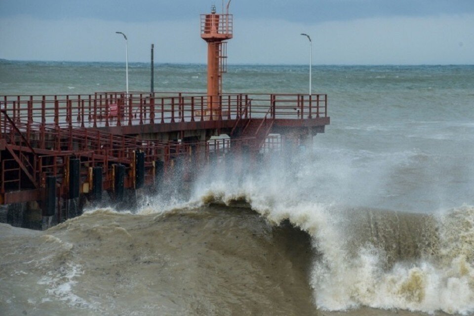     Это связано с надвигающимся на южные регионы России обширным арктическим антициклоном Виктор КЛЮШКИН
