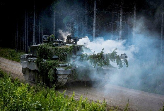    Challenger 2