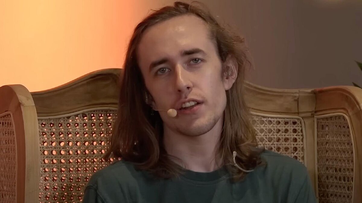     Квин Quinn Каллахан