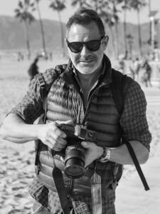 Художник: Габор Юрина
