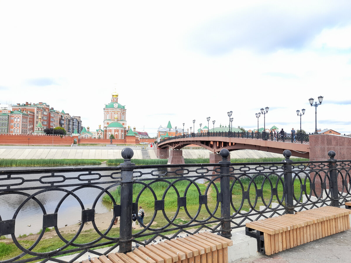 Мост и набережная в Йошкар-Оде. Фото автора