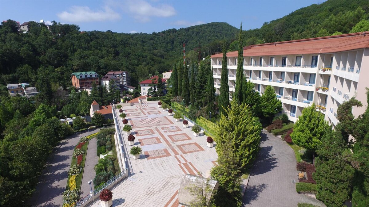 фото санатория https://www.anextour.com/russia/hotel/odisseya-sanatoriy-sochi