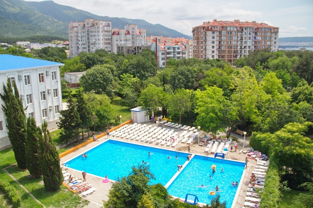 Бассейн отеля Orchestra Horizont Gelendzhik Resort 2*