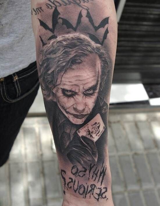 Тату Джокер на предплечье