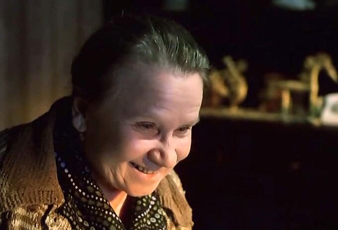 В к/ф "Экипаж", 1979