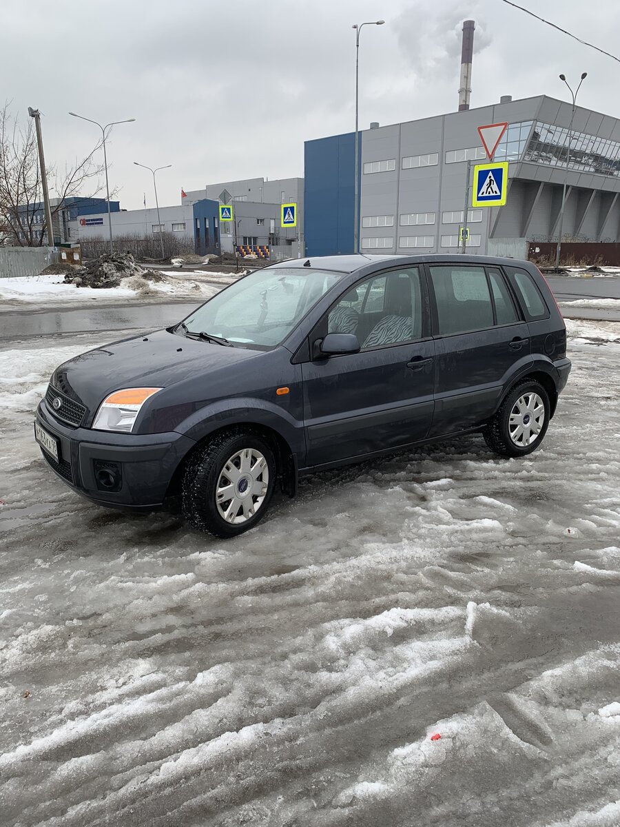 Наша машина в Санкт-Петербурге за 240к руб