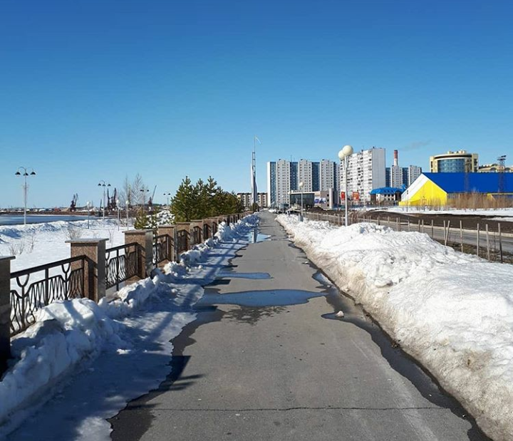 Набережная.