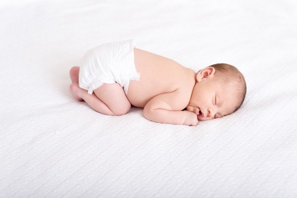 Ребенок переворачивается во сне и просыпается? ночной сон Статьи Центра детского и материнского сна