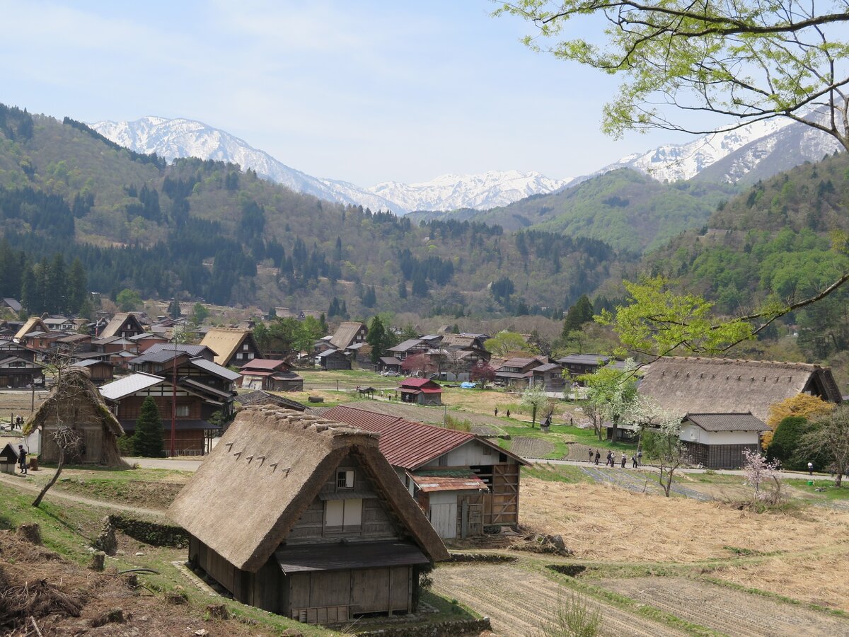 Хинамазама японская деревня