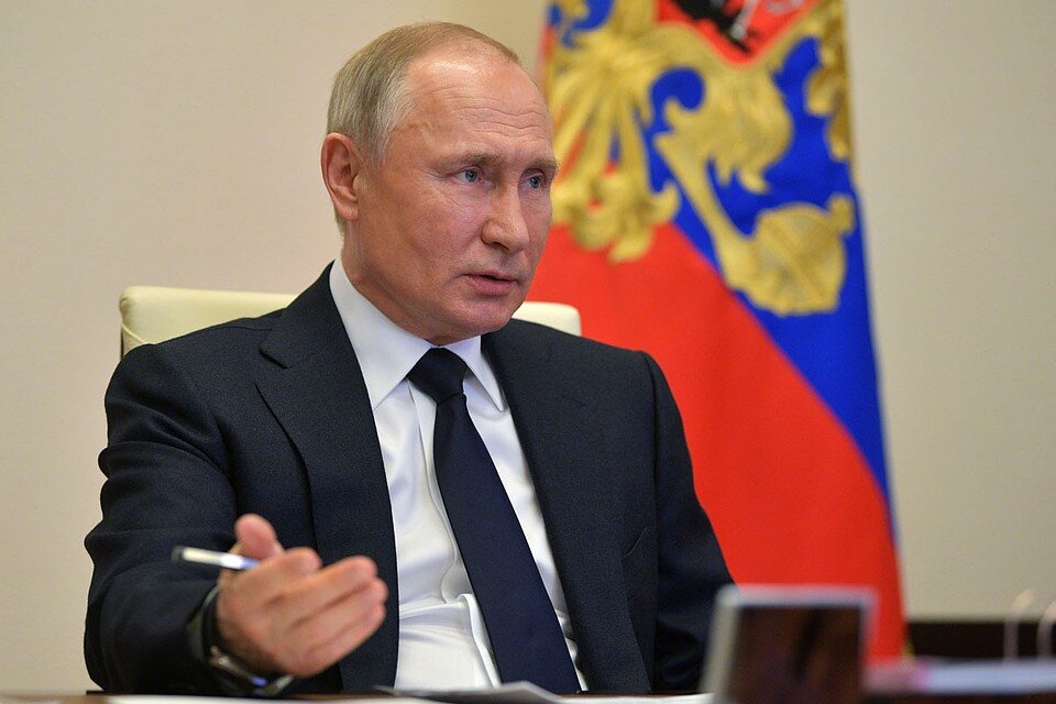 Президент продлил иностранцам действие виз, а россиянам - прав и паспортовДМИТРИЙ СМИРНОВ@dimsmirnov175Поделиться:FlipЕжедневная рассылка новостей KP.RU Комментарии: comments71Президент продлил иностранцам действие виз, а россиянам - прав и паспортов.Фото: REUTERSИзменить размер текста:AA