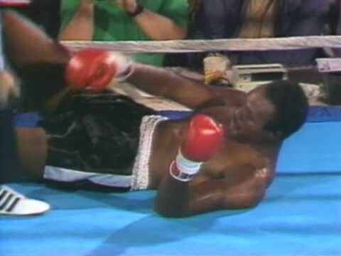 Ричардсон уже на полу ринга