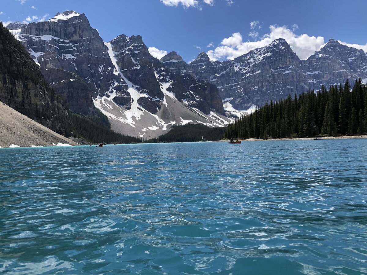 Озеро Морейн, Канада.