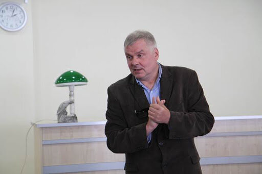  Директор ИРЛИ (Пушкинский Дом), руководитель Центра исследований детской литературы, доктор филологических наук, профессор  Валентин Головин.

