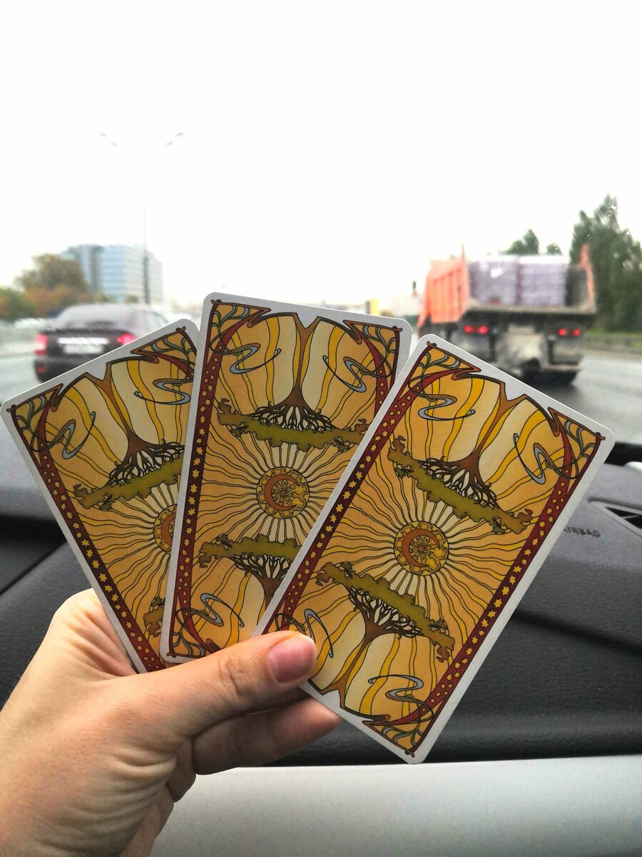 Фото автора, golden art nouveau tarot