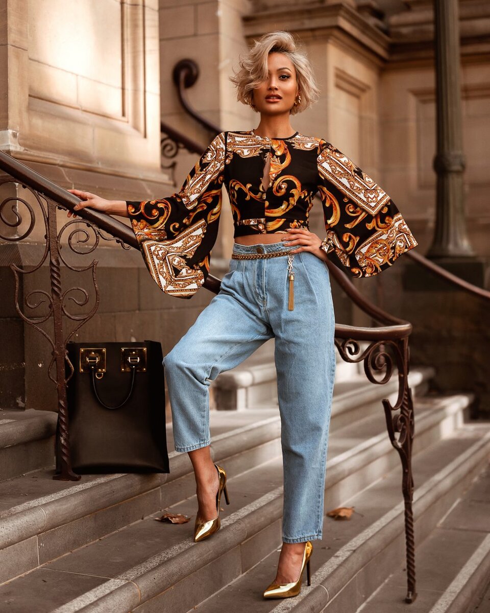 трендовая блузка 2020-21 года