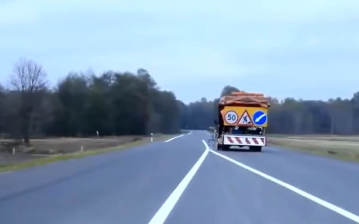 Сплошная линия разметки, фото: njcar.ru