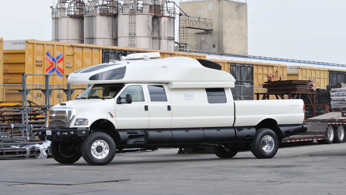2008 FORD F750 WORLD CRUISER