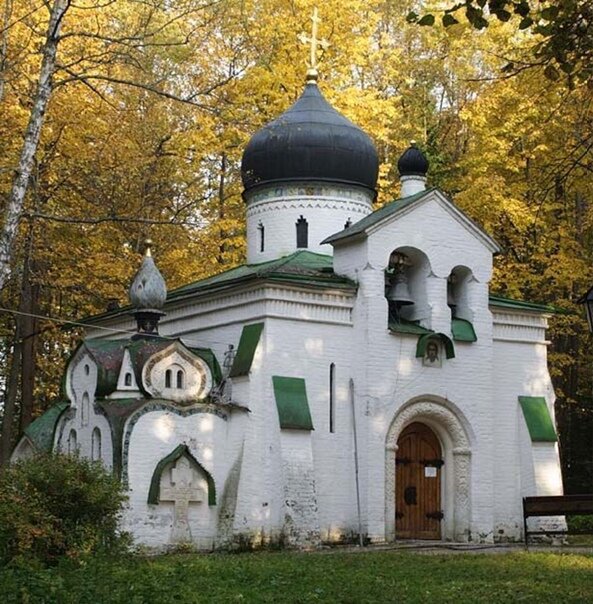 Храм в Абрамцево. Фото spasa-abramtsevo.cerkov.ru