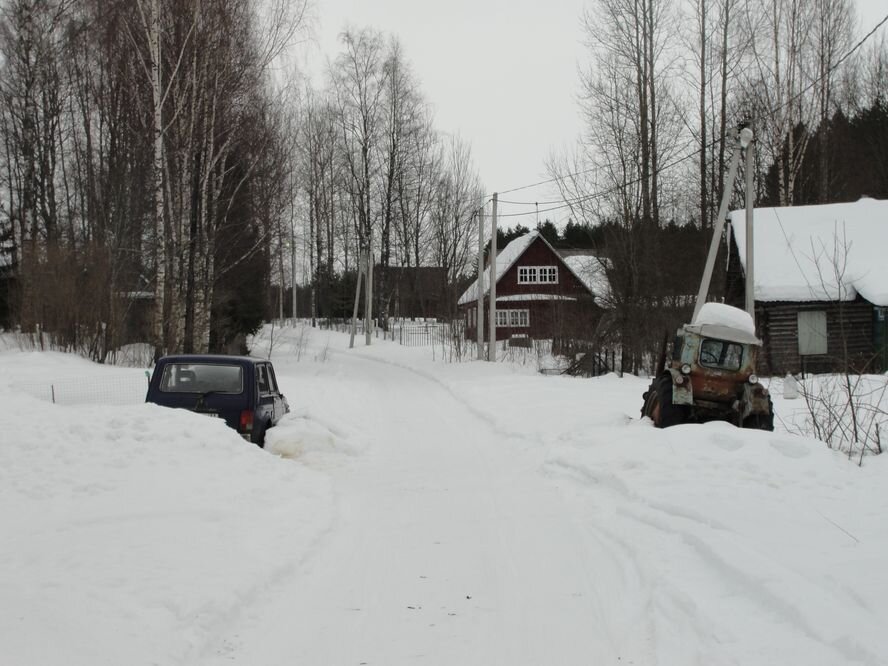 В деревне Волоховщина на острове Хачин