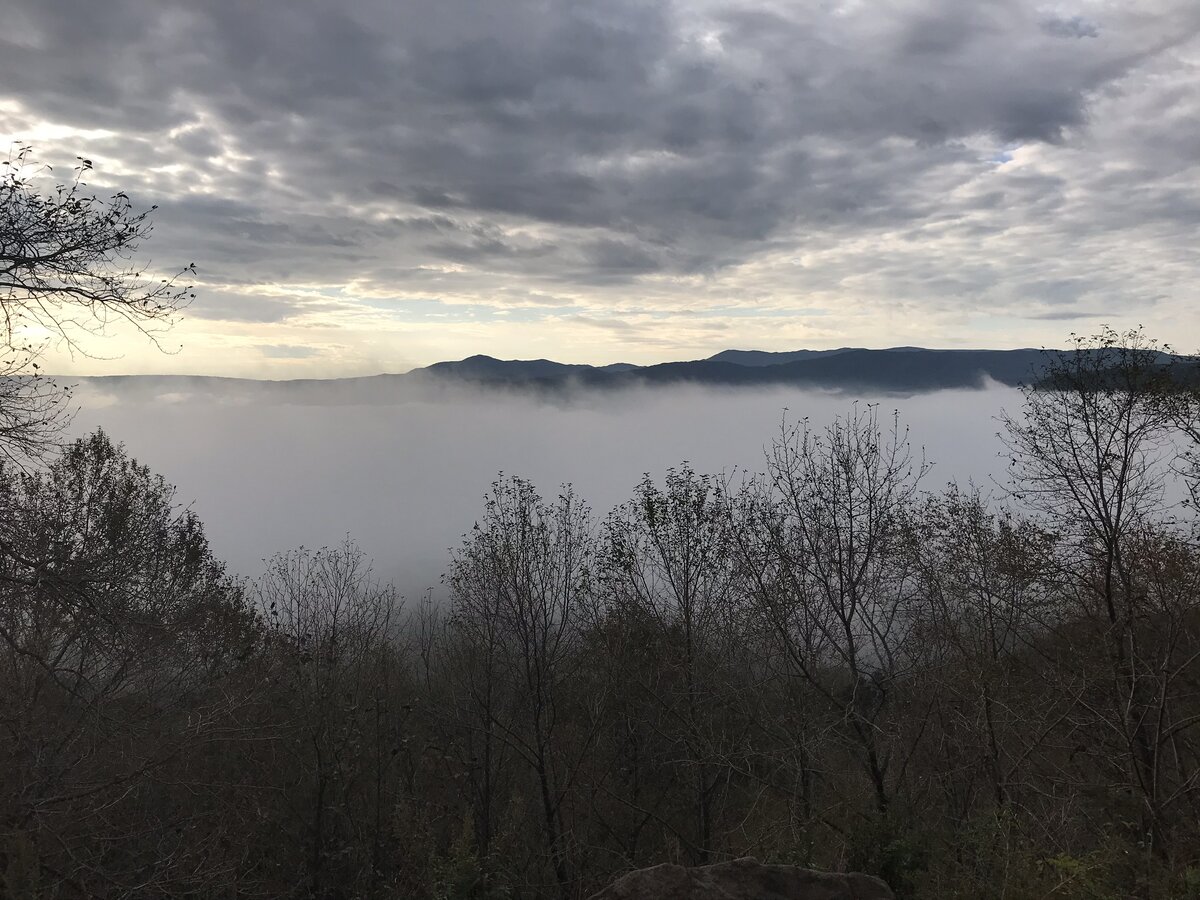 В столь живописном месте мы первый раз заглохли 😍 Фото автора.