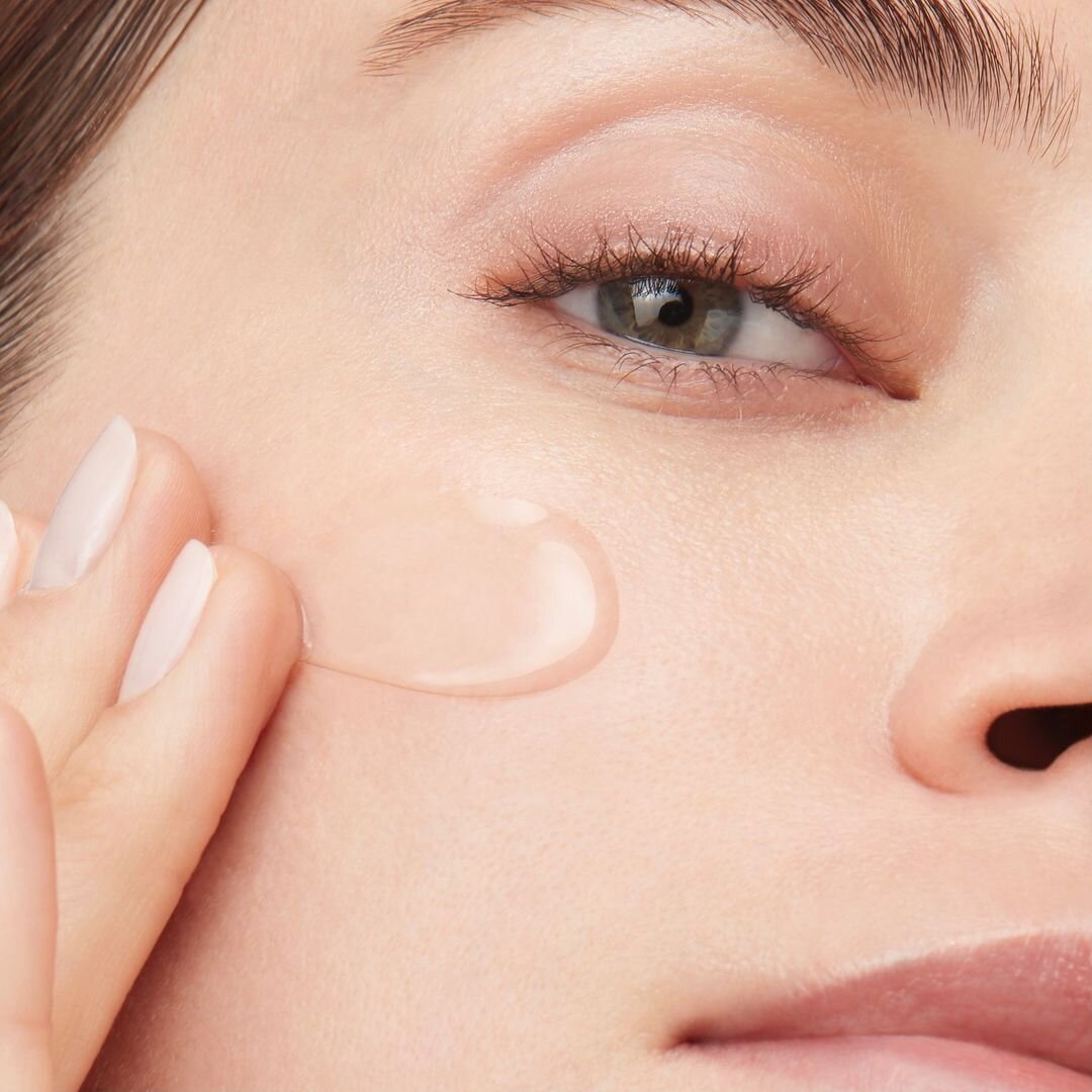     Как повторить модный макияж без макияжа самой. Фото: @lancomeofficial