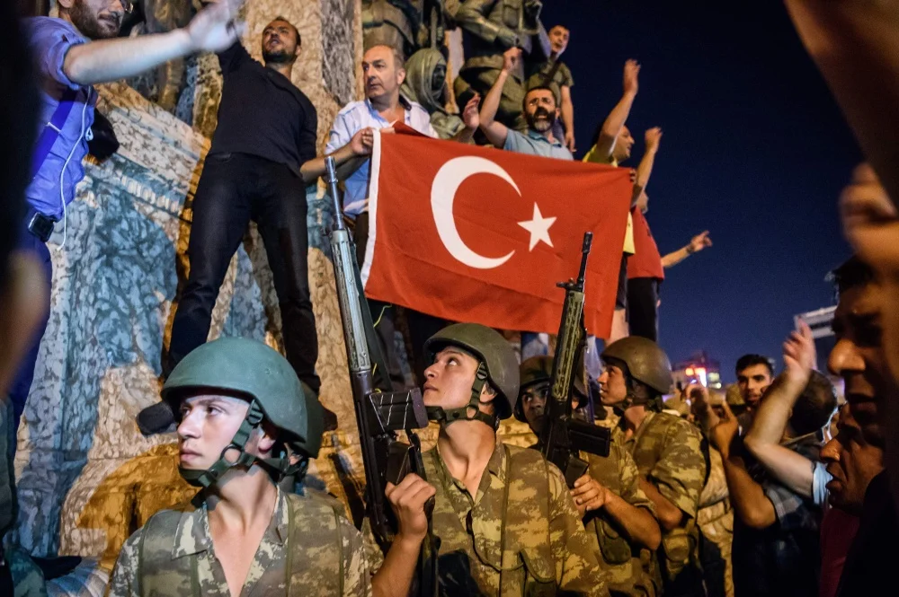 Военная революция в Турция
