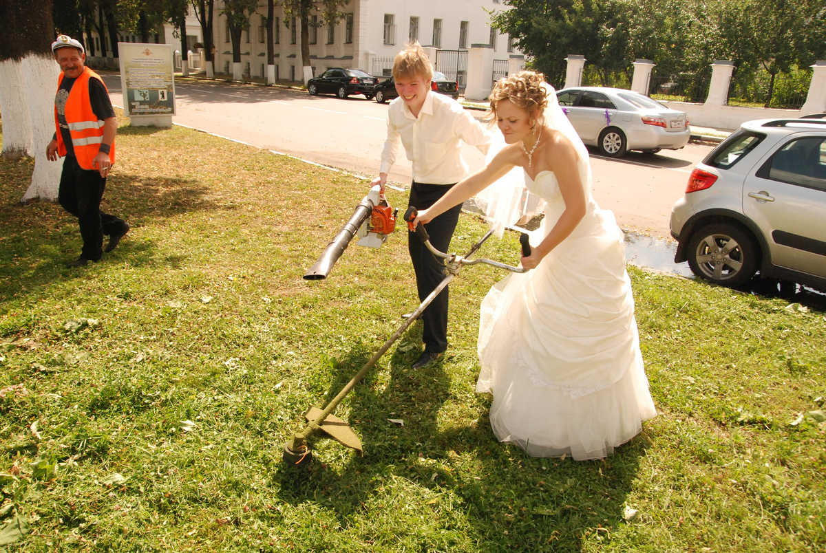 Это не тот случай)) Это угар на моей свадьбе... Да мы с женой до сих пор такие же упоротые.