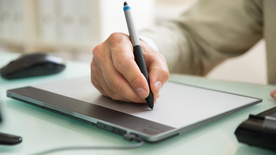     Юрист рассказал, как можно лишиться денег из-за личной подписи depositphotos