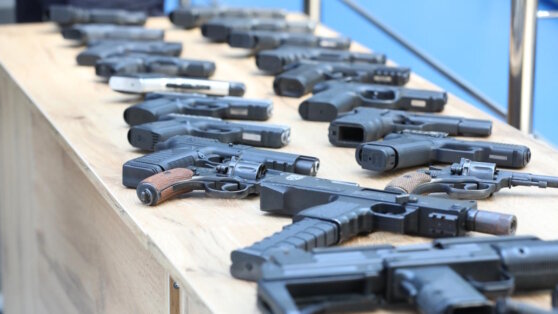    На Украину отправили оружие бандитов Майами Сергей Бунеев