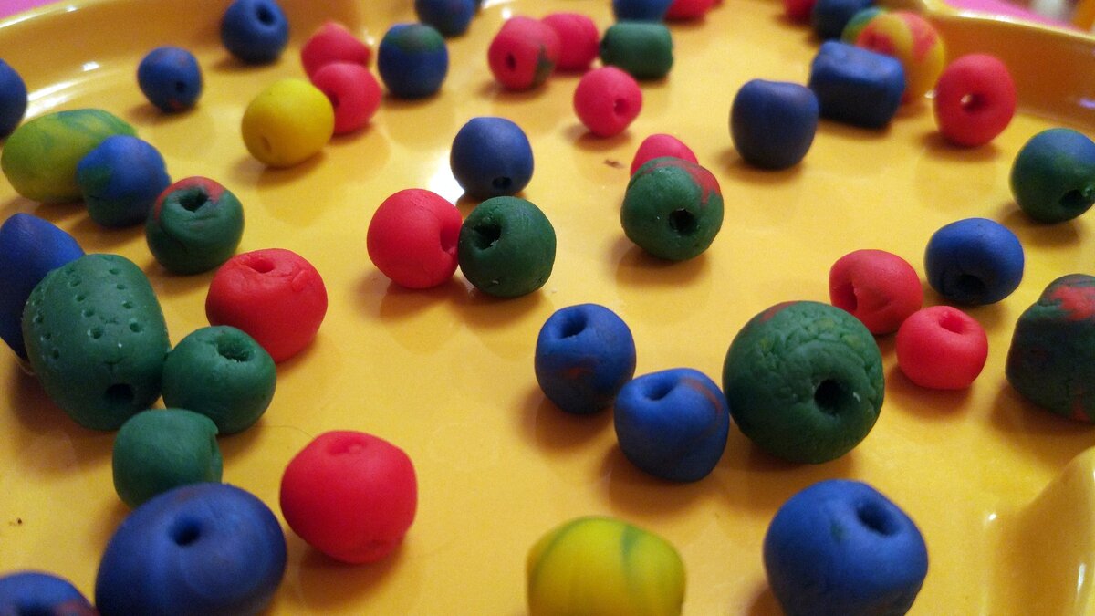 Готовые бусины