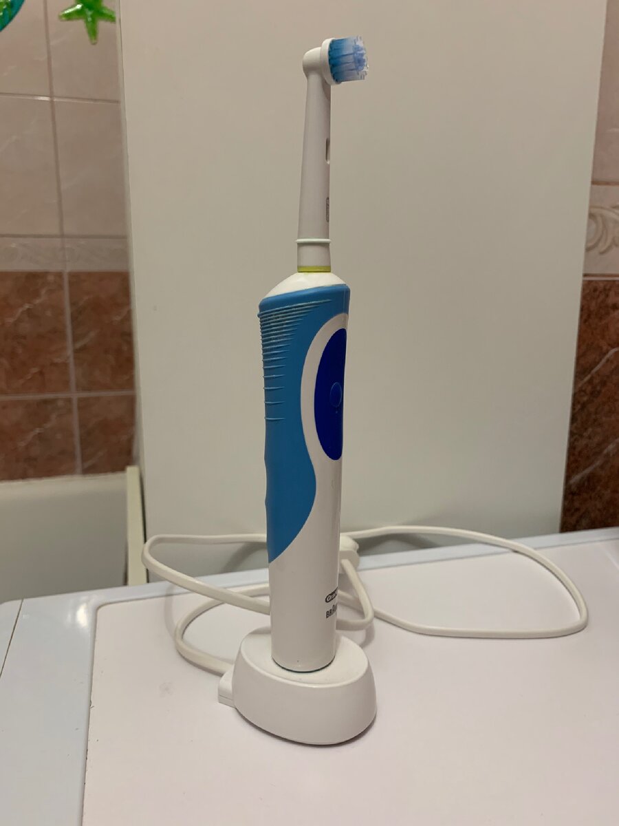 Электрическая щетка BrAun