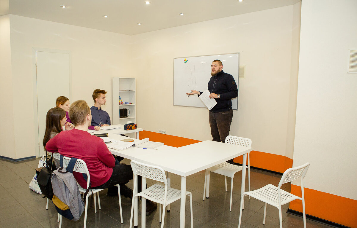 Репетитор по русскому языку в деле.