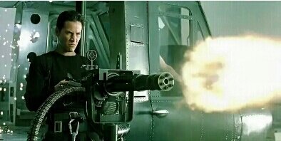 миниган GE 134 в руках у Нео.