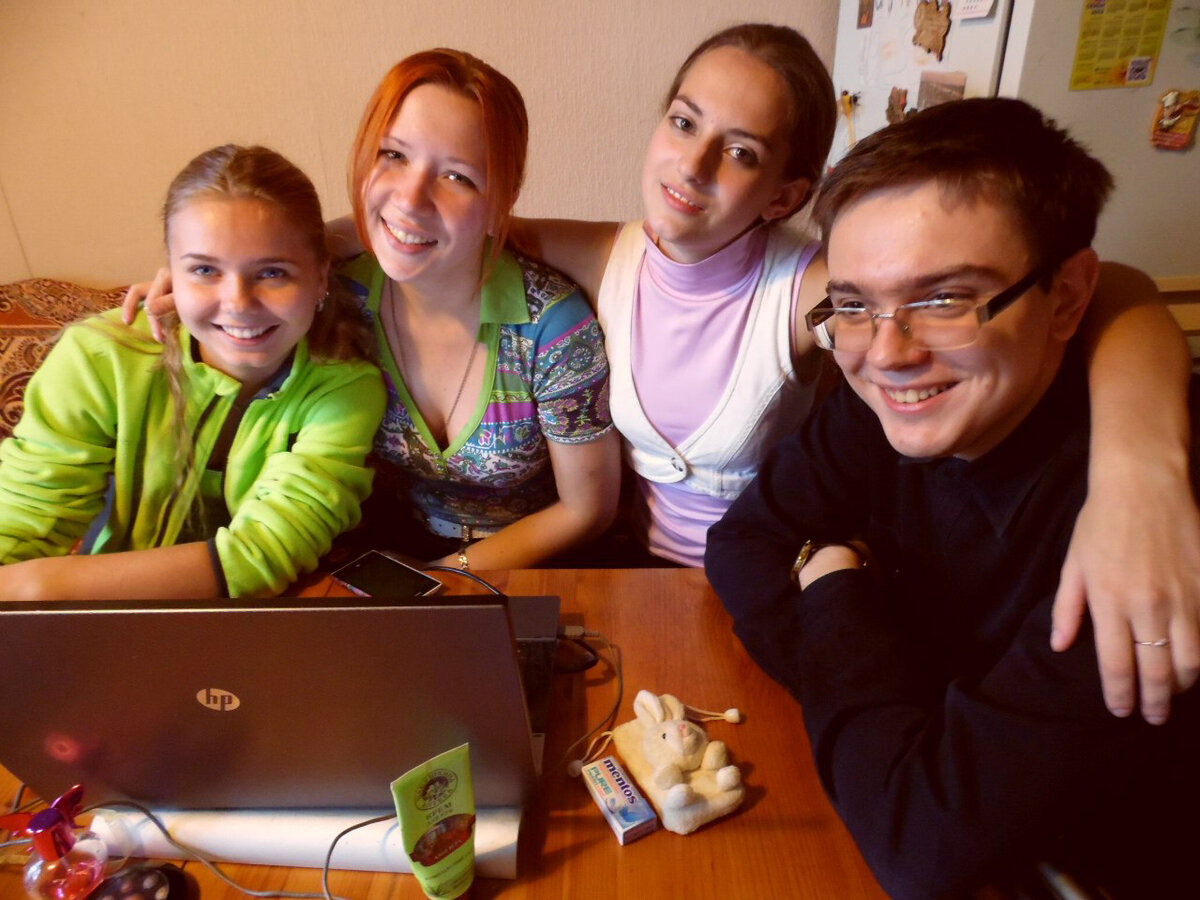 Слева направо: Татьяна Завадская, Анна Лесина (на тот момент – Мигунова), Мария Саламандра и Олег Черкалин.