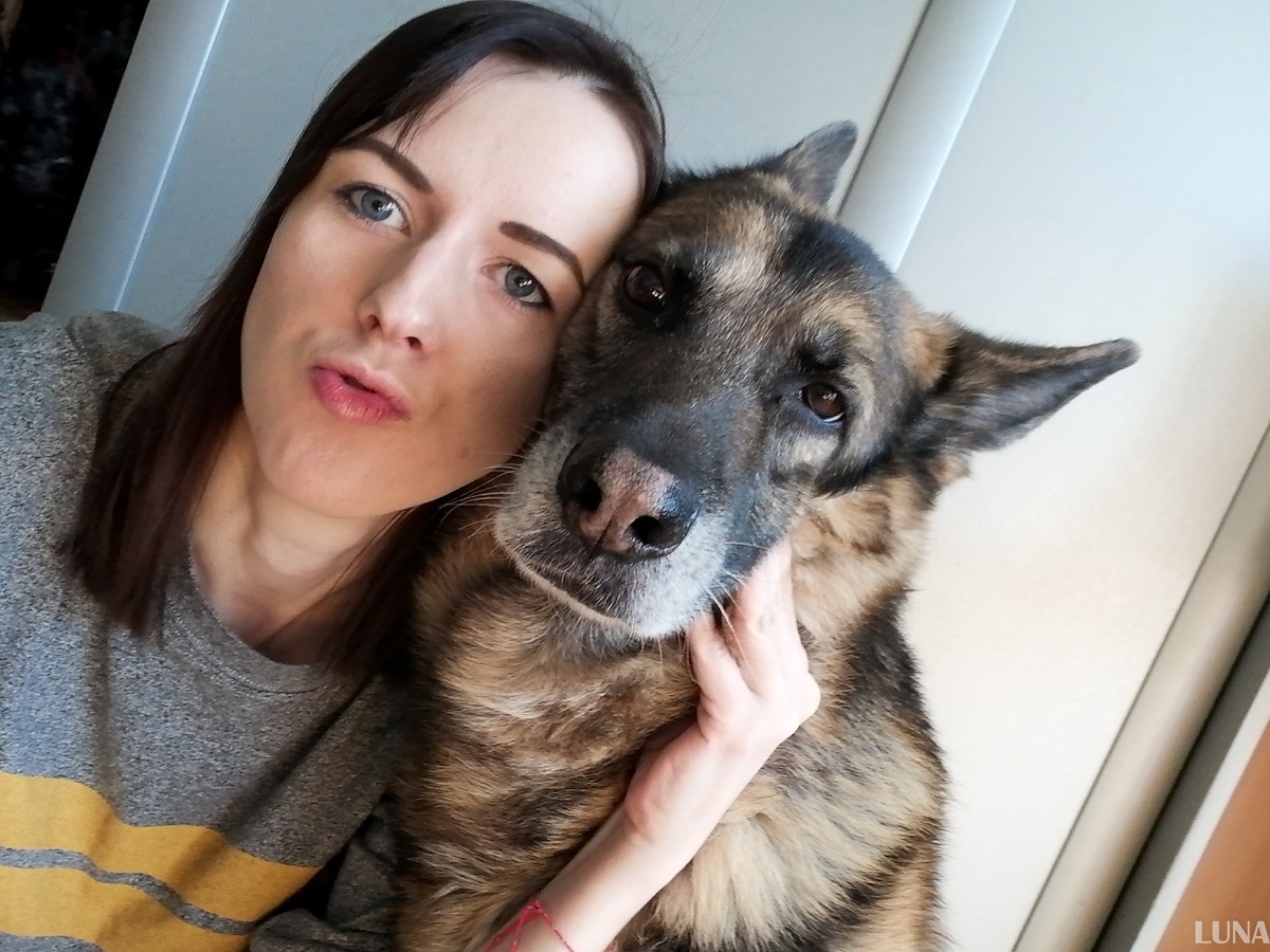 Так  чешут, учат, гуляют, что задолбали совсем :)