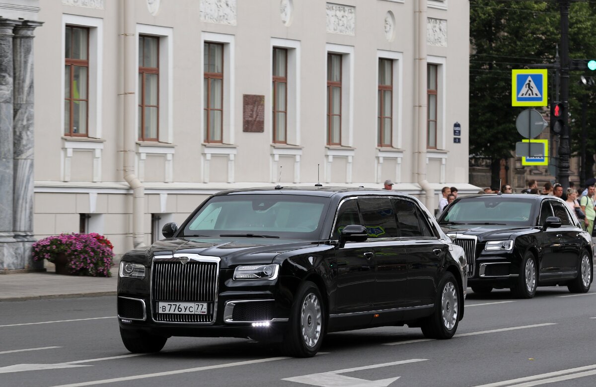 Президентский автомобиль аурус фото