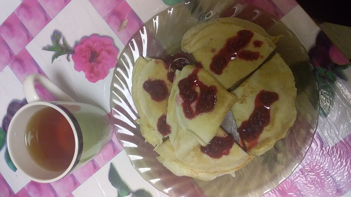 личное фото: блины на завтрак