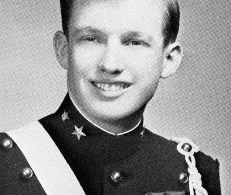 Дональд Трамп в военной академии 