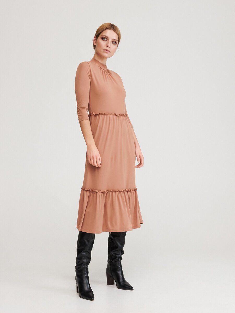 https://www.reserved.com/ru/ru/xj062-08x/dress-with-collar