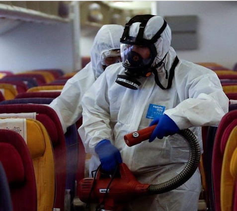 Дезинфекия в самолётах. Пост из Instagram: inside avia