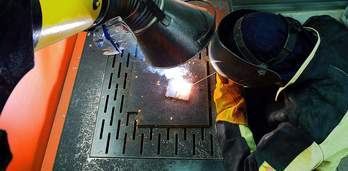 Фото на обложке: Дмитрий Часовитин 