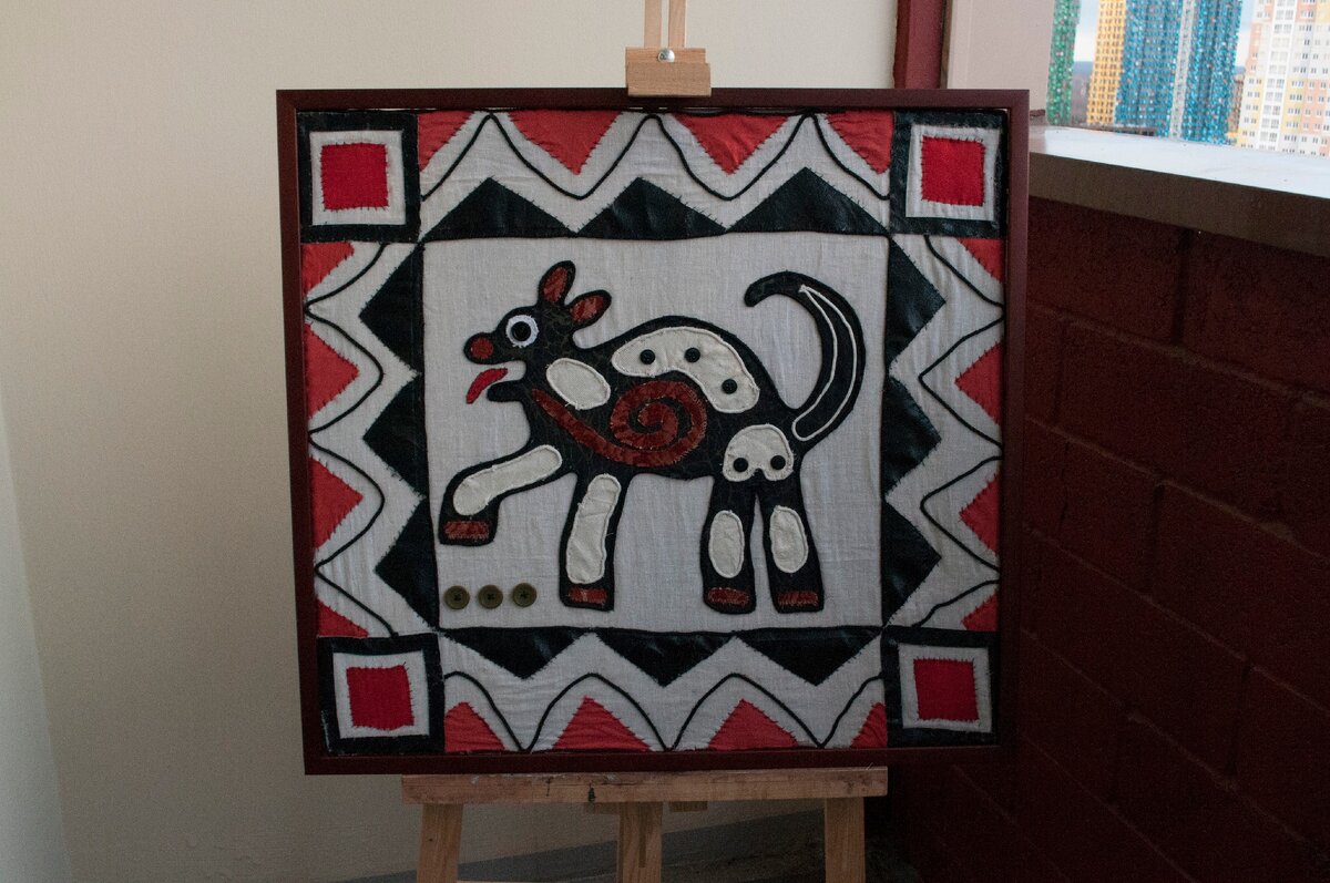 Вот бы еще заменить оттенок на индейский красный...